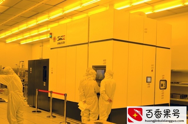 为什么荷兰能造出一流的光刻机 而美国不行