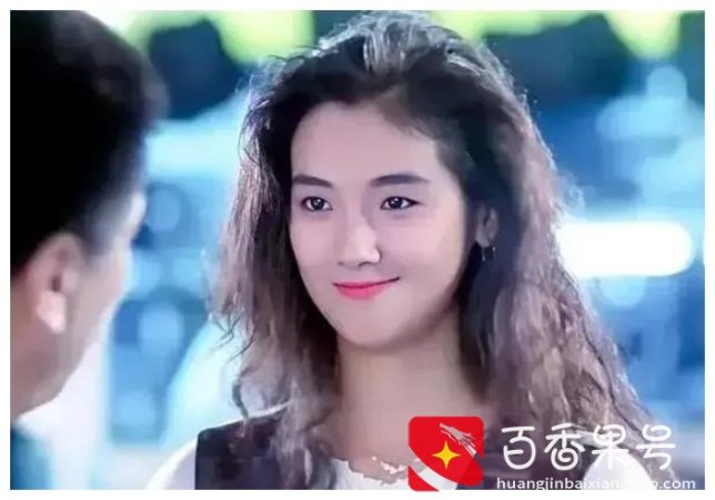 曾被刘德华下跪表白过的她，现在怎么突然消失了？