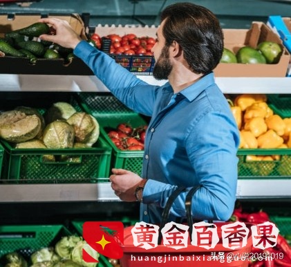 天那，我花7元买了包挂面，过期的！不良店主还纠缠上我了
