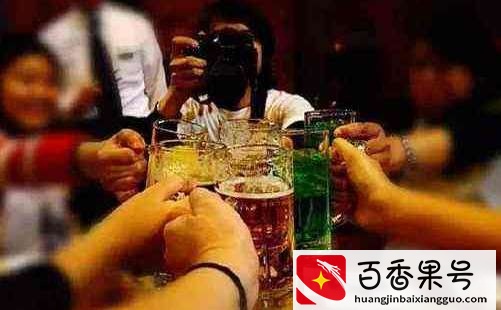 简单又大气的敬酒话，饭桌上高情商敬酒词