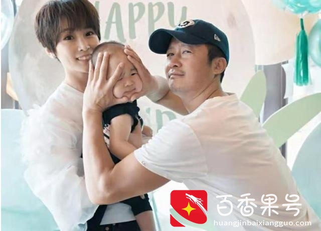 谢楠的第一任丈夫是谁