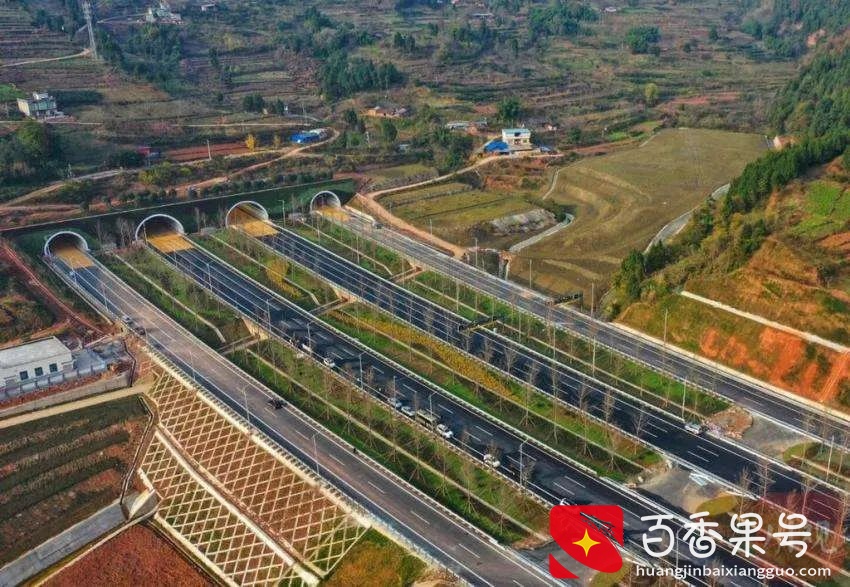 中国十大高速公路之最赚钱、最难走、最危险的高速公路你知道吗？