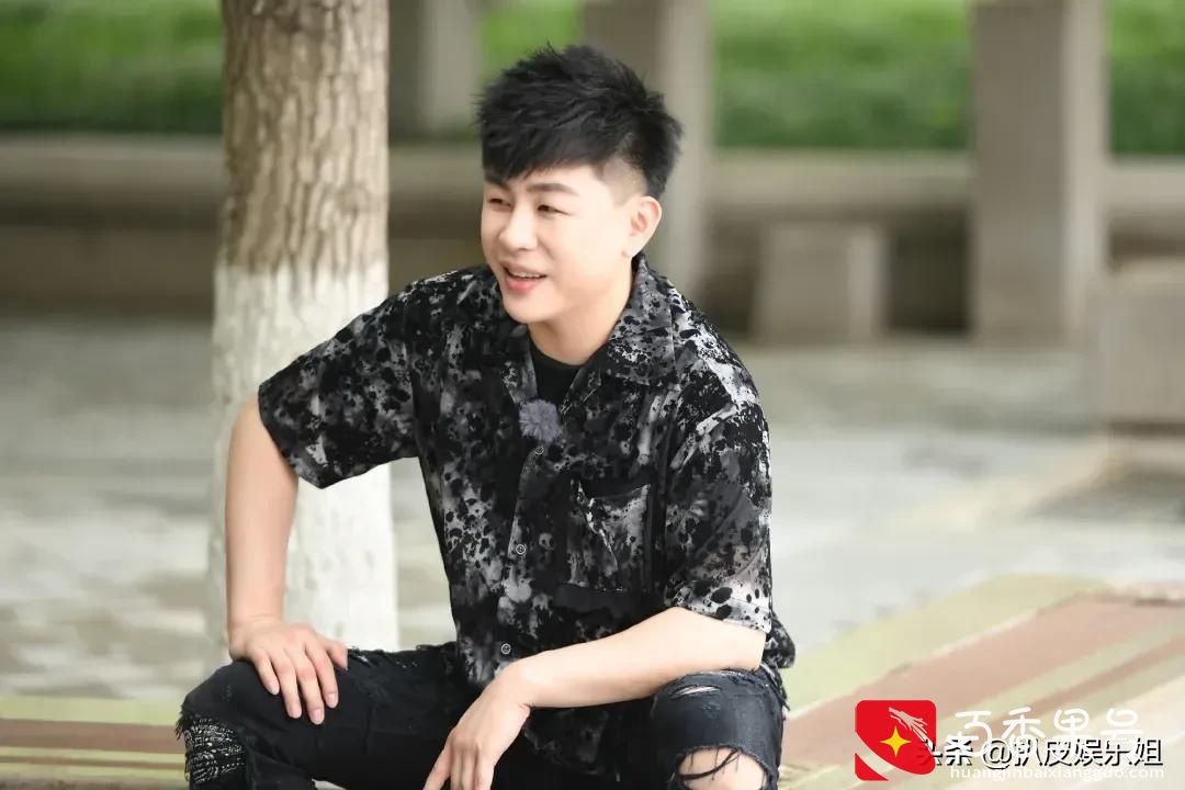 王一博学历？任嘉伦被点名？胡彦斌新女友？
