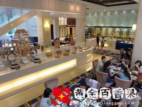 49元的自助餐，鸡鸭鱼肉样样都有，餐厅老板从哪挣钱？