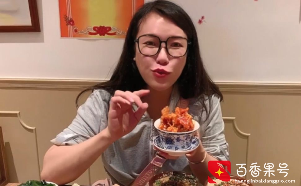浪胃仙女性化根源在这！为了补偿儿子缺失的母爱，甘愿扮成女人