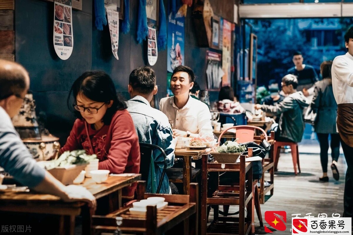 开餐饮店很赚钱吗？这样算算一清二楚