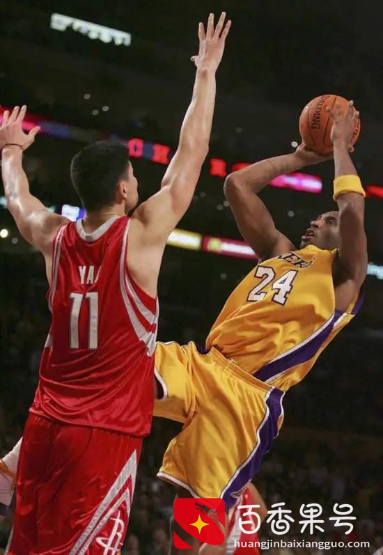 前NBA球员姚明退役多年，科比、詹姆斯等人是如何评价小巨人的