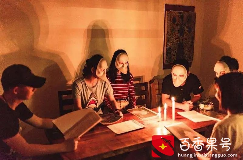 奔跑的剧本杀，一次200—300元，有人一个月去十次26/64