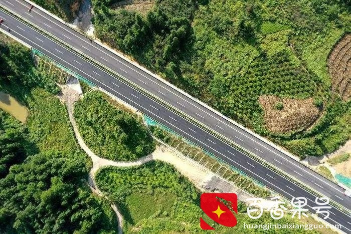 中国十大高速公路之最赚钱、最难走、最危险的高速公路你知道吗？