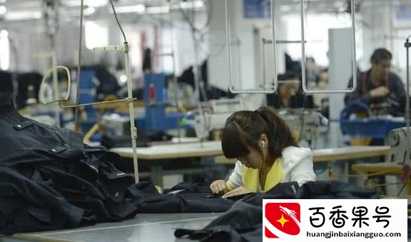 投资8万开服装店，一年赚不到5万块，打工妹直言白忙活两年