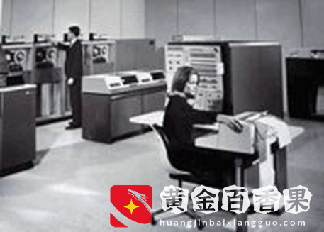 带您一起了解计算机经历发展的四个时期？