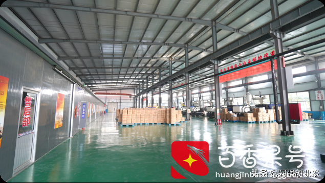 厨师改行创业做“一次性水晶餐具”年收入过百万