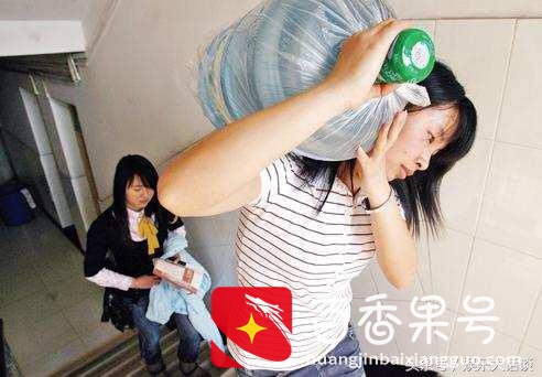 送水工赚钱吗？那么辛苦一天赚多少？