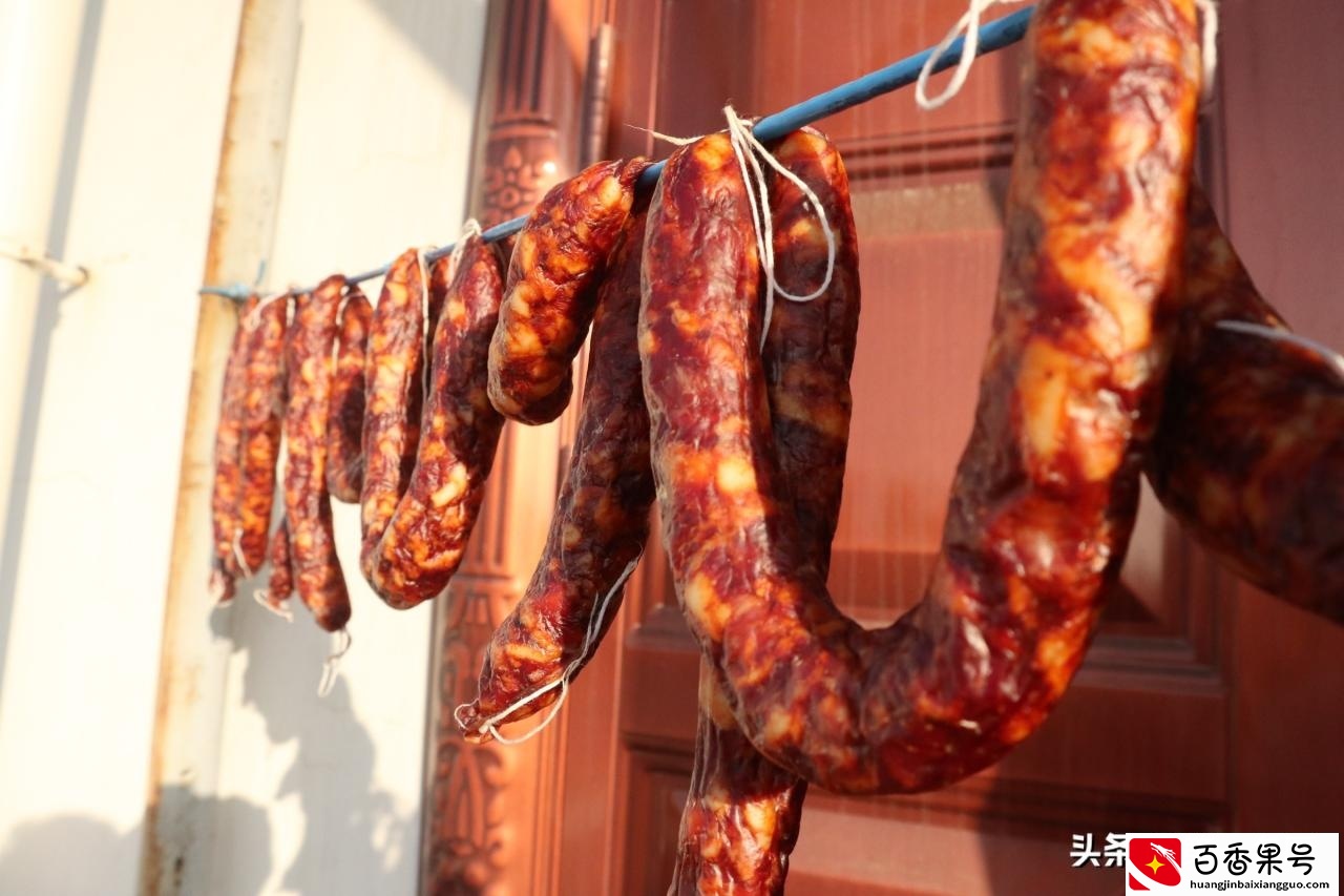 腊肠到底是蒸还是煮？好多人搞不懂，难怪吃起来口感又干又硬