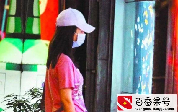 “屡传婚变”霍建华：疑奉子成婚，后怒吼林心如，开豪车独自离开