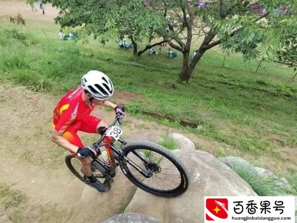 新手第一次买车选择山地车还是公路车？