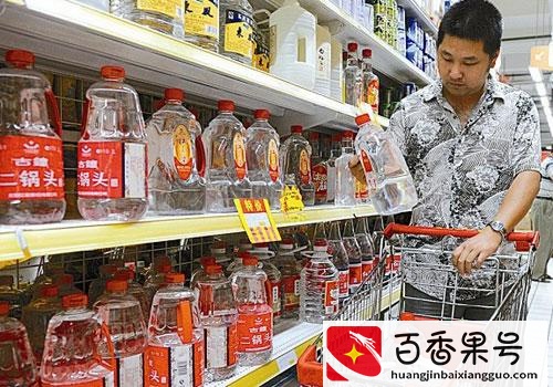 12块钱的二锅头，为什么能做到这么便宜，这酒能喝吗？