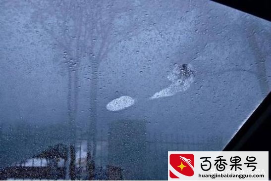 冬季开暖风，要不要开A/C,怎样开暖风车里不起雾