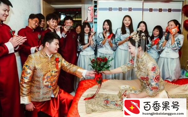 大衣哥首次回应儿子婚变：祝亚男幸福，心想事成，事业越来越好