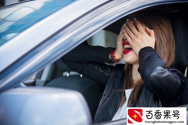 驾考必看：练车时应该穿什么样的鞋子？