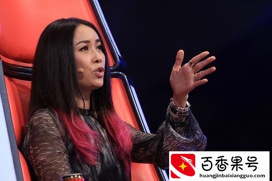 那英退出好声音有何内幕？李健揭秘好声音内幕，张碧晨感同身受
