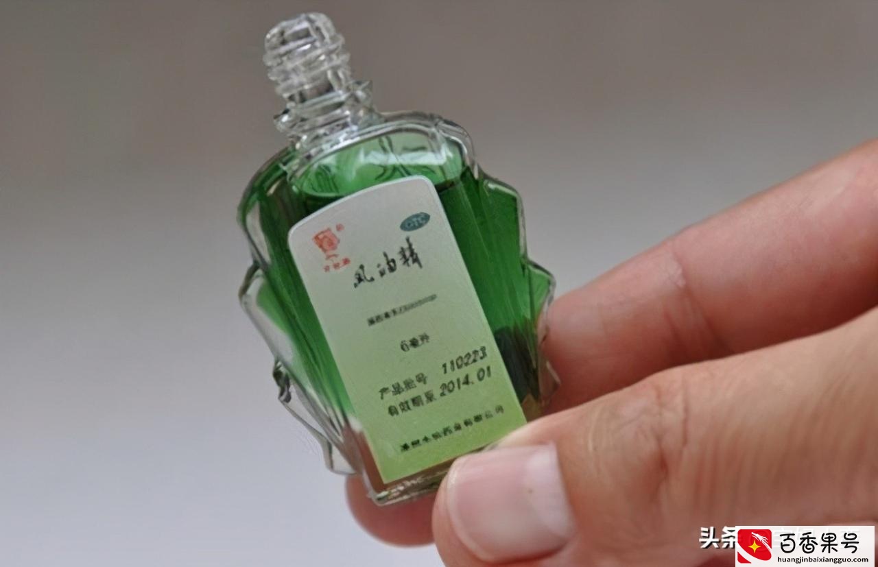 油渍弄到衣服上怎么清洗？