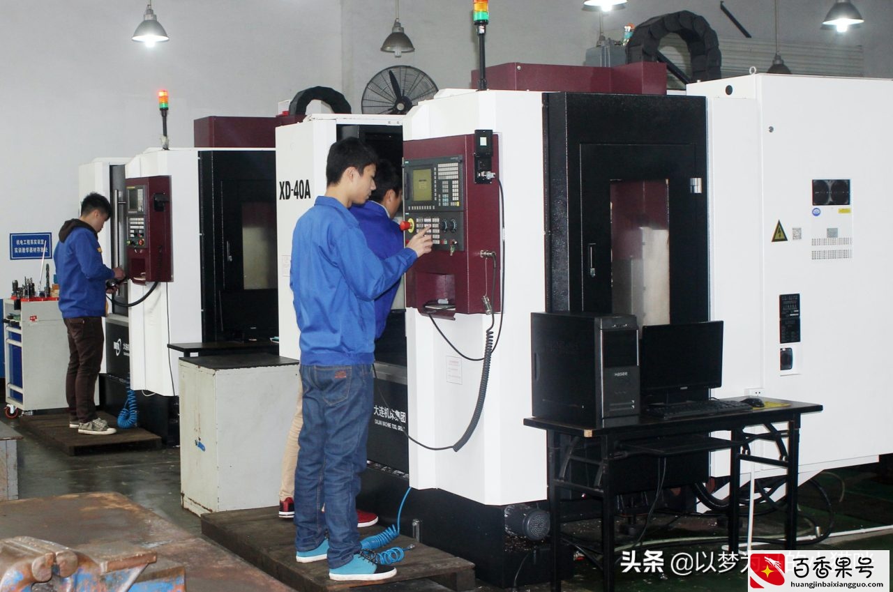 毕业“收入很高”的10大专业，想拿高薪可以报考，发展前景不错