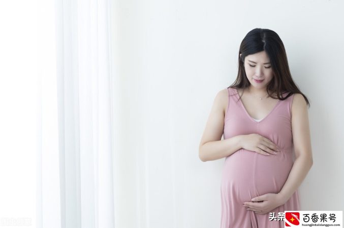员工怀孕后，突然被辞退，怎么办？采用2个办法，让企业赔偿