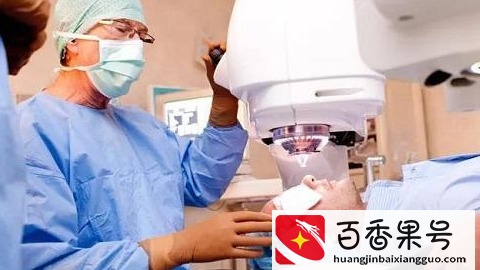 迪丽热巴近视1000度，家长们要注意，高度近视不可能治愈