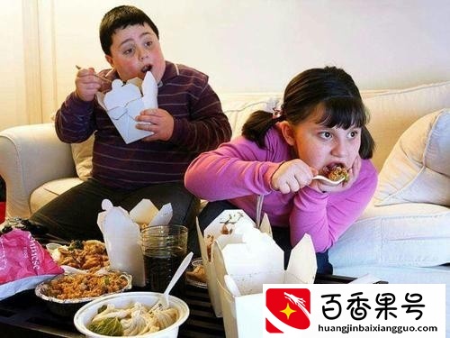 饿肚子睡觉不会瘦比较快！睡前照3原则吃能边睡边瘦