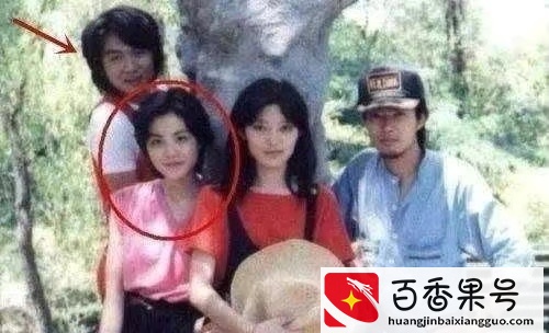王菲爱过的5个男人，都是“弟弟辈”最小小11岁，她怎能下得了手