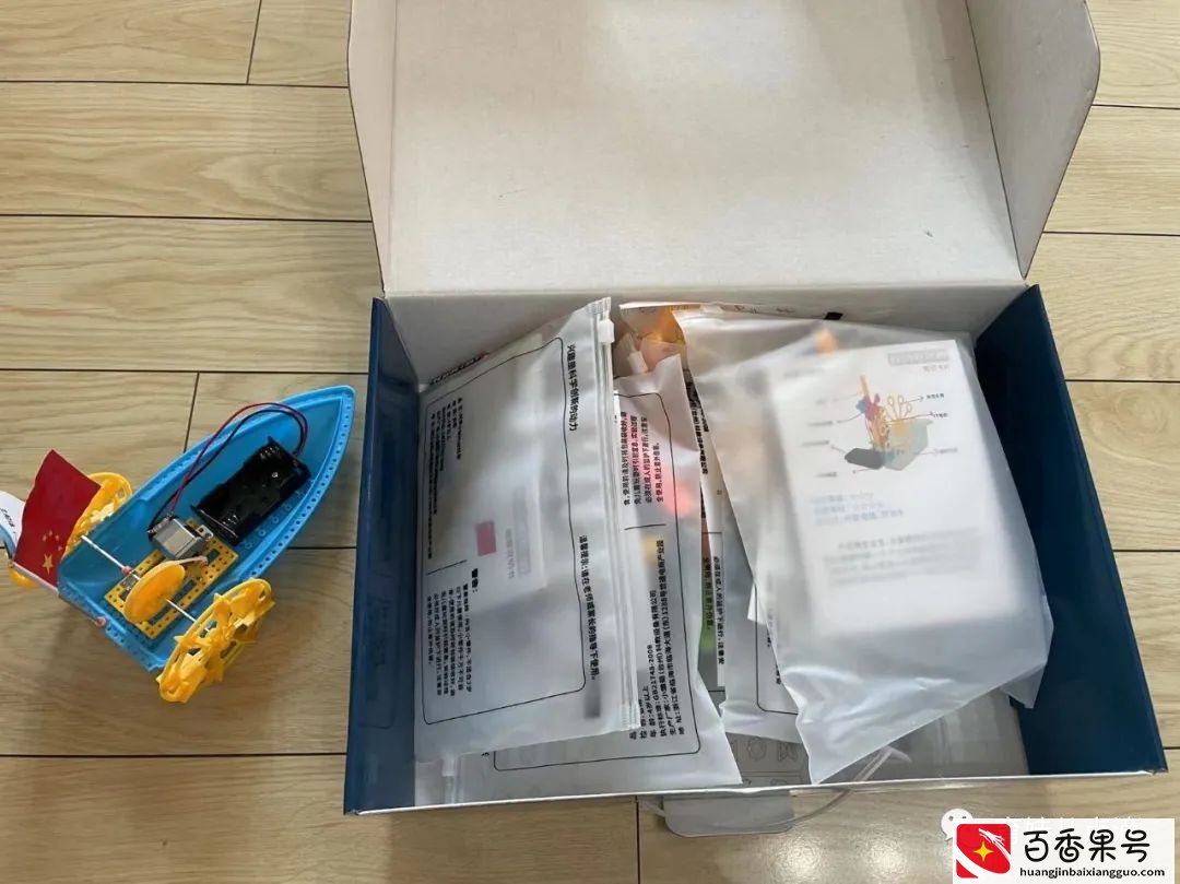 2.5-4岁宝贝玩具推荐，包括拼搭，手工，各种车等