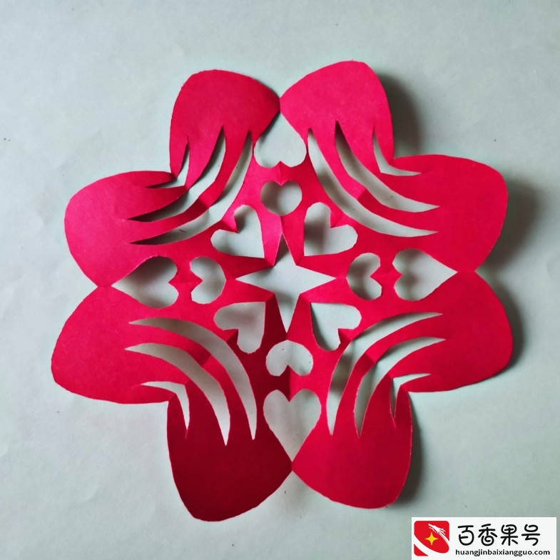 漂亮的窗花剪纸 原来这么简单快一起剪剪吧！窗花剪纸步骤及教程