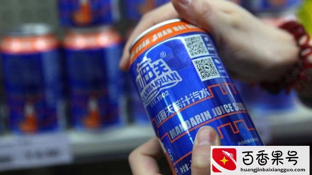 火车能带几罐啤酒？高铁已可以点外卖，老年游客还自带食物和水杯