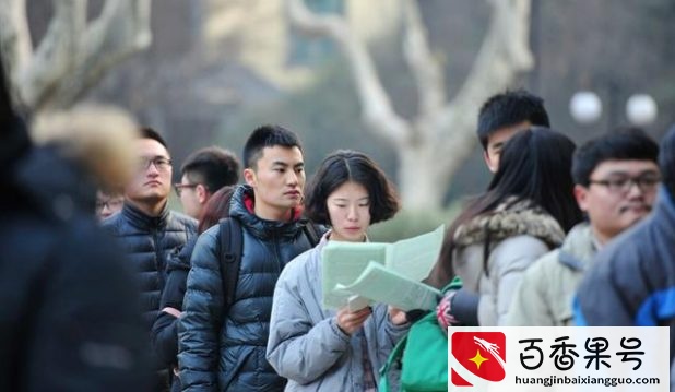 中铁工作出现“离职热潮”，大学生们辛苦入职，为啥要选择放弃