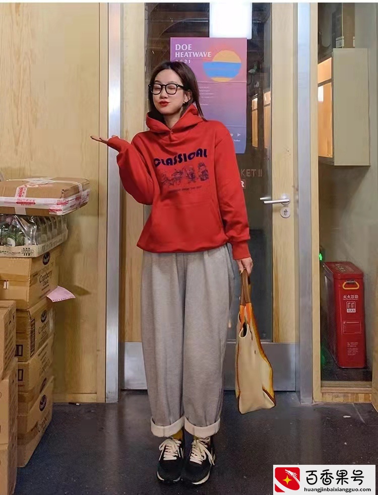 随性的慵懒风，最凸显气质的穿搭选择，让你轻松穿出知性女神范