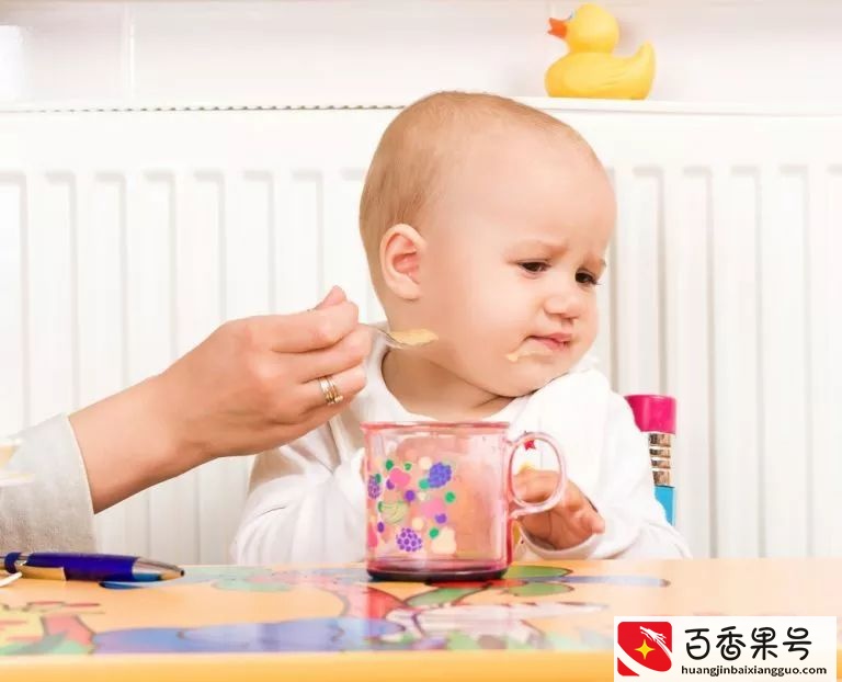 不好好吃饭就是缺锌？宝宝缺锌有8大信号，别给娃盲目补