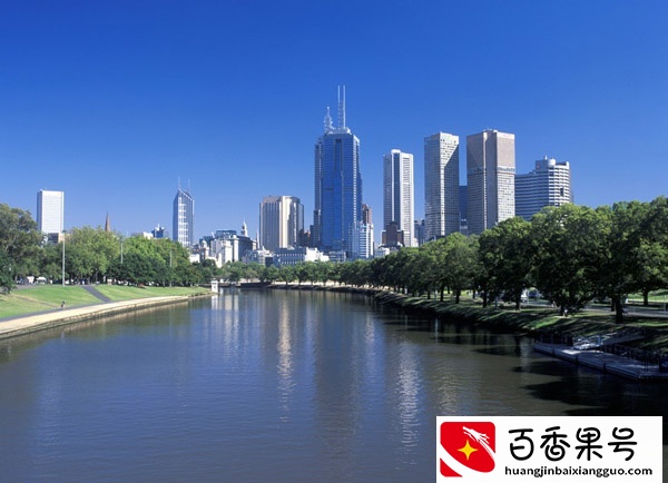 十年后房价会涨7倍？受疫情影响的房产行业，怎么投资才不被坑？