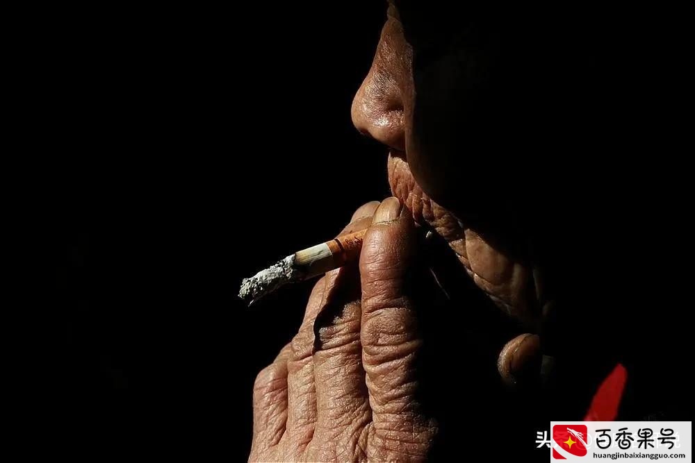 抽烟40年，戒烟几个月后去世！年龄大了还有必要戒烟吗？