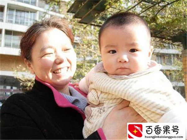 你生小孩，姥姥一般给多少钱？需要准备些什么呢？