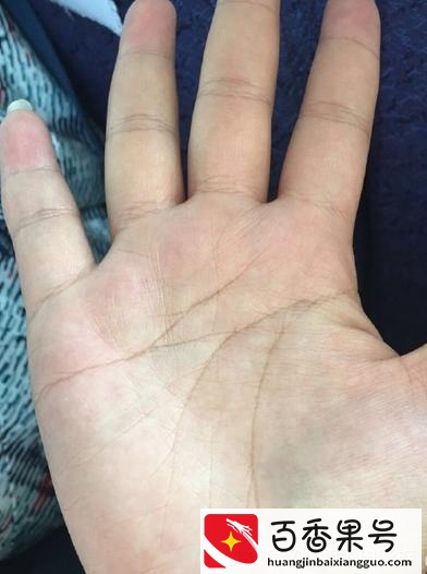女人手相是断掌，婚煞几次做新娘