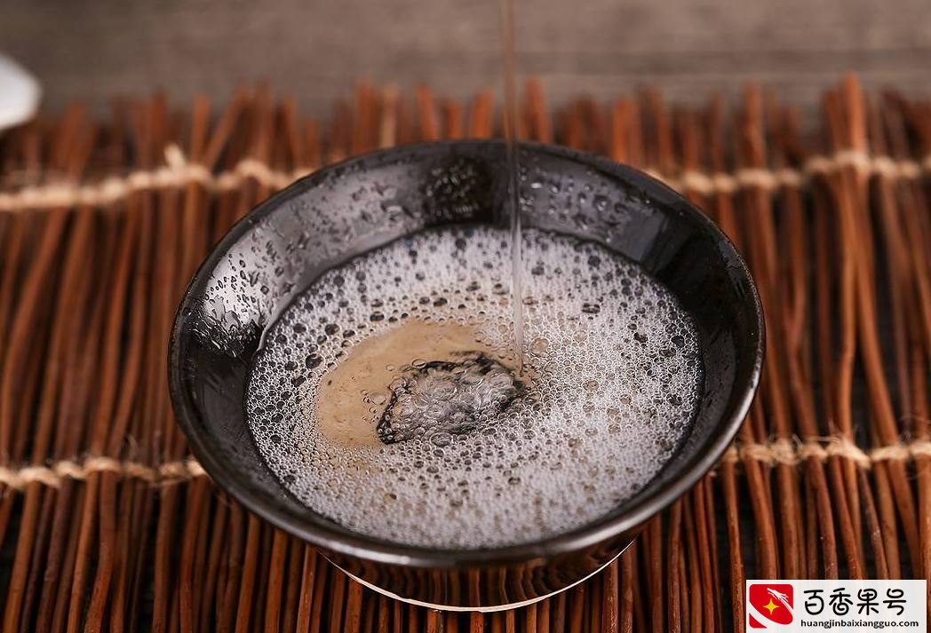82年的拉菲现在值“5位数”，那82年的五粮液呢？原来真相不简单