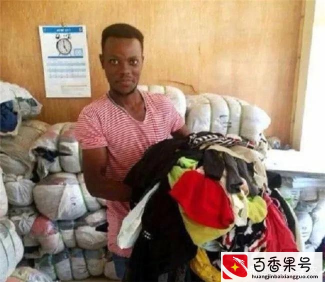 做废旧衣服回收，销路在哪里？卖价多少钱一吨？一文说清