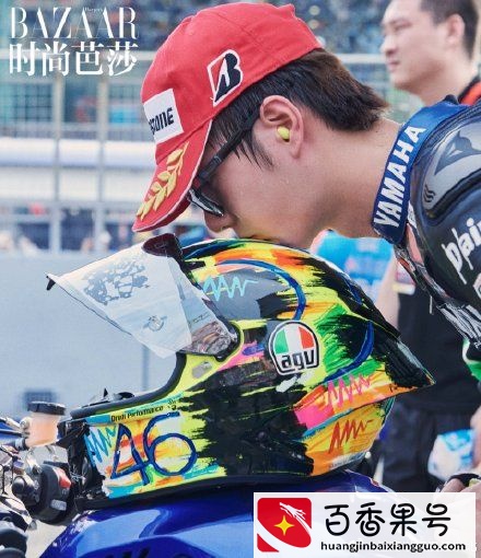 王一博家境是怎么样的？看完泪目……