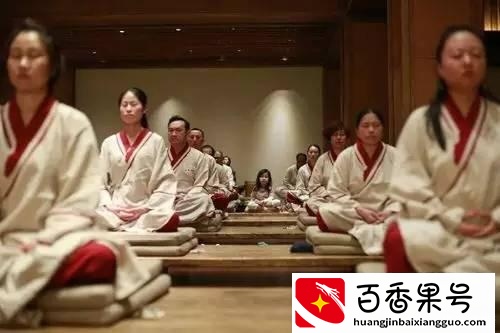 在床上可以念佛、打坐、做功课吗？看到这篇文章的人有福了！