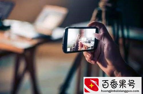 怎么通过抖音直播赚钱？