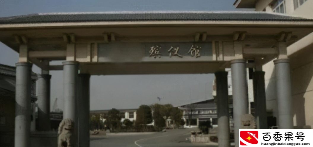 殡仪馆扛尸员日薪1600，却仍难招人，看到招工简章后网友释然