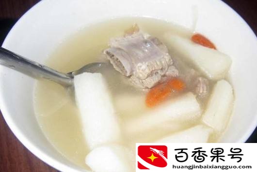 女孩每天都吃一顿山药，坚持一段时间后，身体出现惊喜的变化