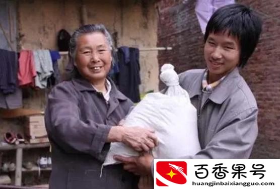 在农村，怎么对付“不讲理”的邻居？村民们看看