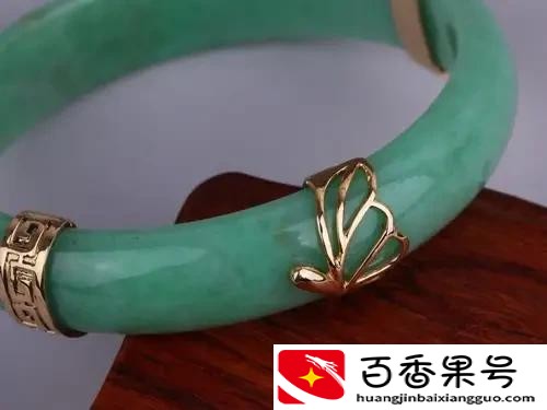 玉手镯断裂了，该不该修复